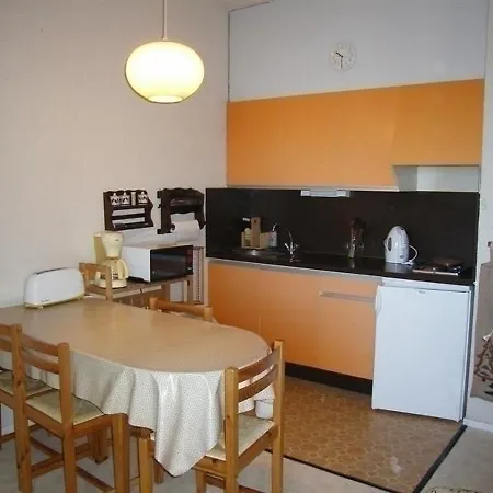 Studio Cabine Avec Balcon A Proximite Des Pistes Appartamento