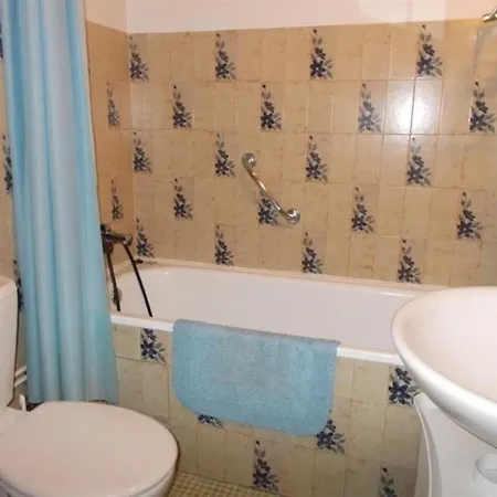 Studio Cabine Avec Balcon A Proximite Des Pistes * Besse-et-Saint-Anastaise